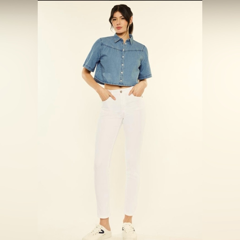 NWT Kan Can High Rise, White, Ankle Skinny Jeans.